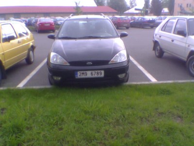 foceno stařičkým mobilem :-)