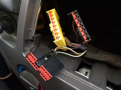 708EDECF-65AA-49FD-B88B-7C7419E579C8.JPG (40.36 KiB) Zobrazeno 4237 x Piny v autě.