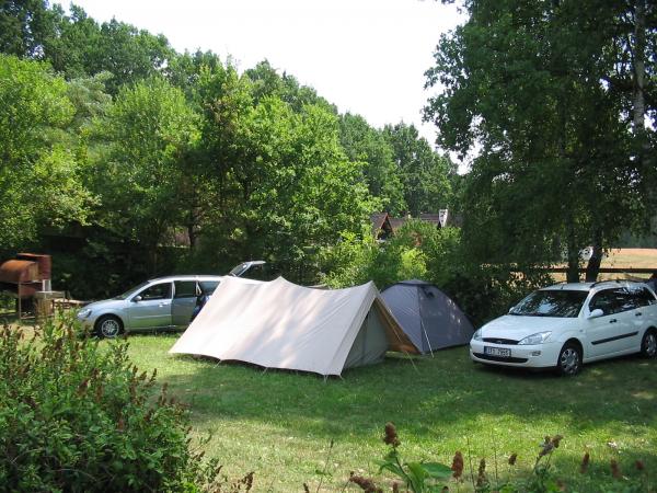 Grupa ze Sev. Moravy se usadila co nejblíž šenku (později se přidal i Staroch)