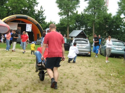 příjezdy strojů.....