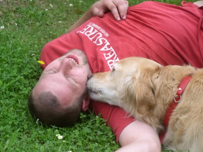 Štěkám ti do ouška&quot;nechtěl bys s tím chlastem přestat.....&quot;