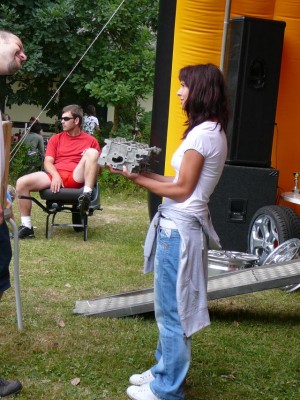 Všimněte si nalevo Bobanovy hlavy... =D