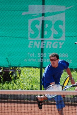 Simi ma nejak moc raket.jpg