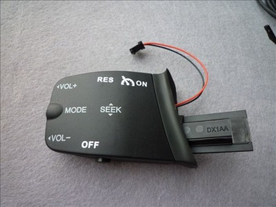 Steering-Wheel-Control-Buttons-Audio-Volume-Constant-Speed-Cruise-Control-switch-for-for-Focus-05-11.jpg_640x640.jpg