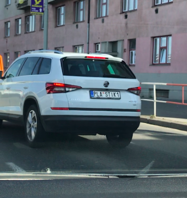 Snímek obrazovky 2018-04-23 v 18.48.10.png