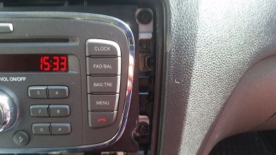 20180428_153508.jpg (82.95 KiB) Zobrazeno 4008 x přišroubování - původní šrouby (do plastu)