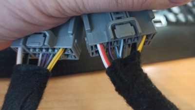 1604066748207.jpg (59.67 KiB) Zobrazeno 5215 x pocet pinov je vyssi u konektora s led