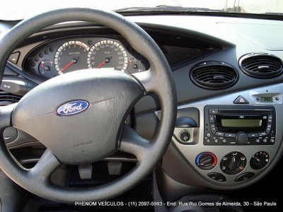 Ford-Focus-2009-GLX-1.6-Flex-completo-painel.JPG