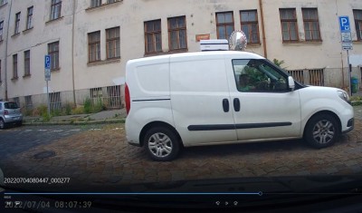 nedání přednosti - něco křičel - 2.jpg