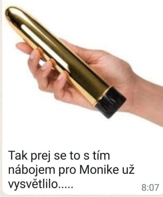 Monike.jpg
