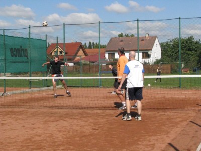 Kde se ten balon zasekl?