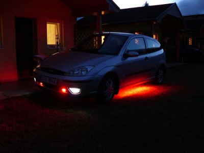 Led neony a strobace