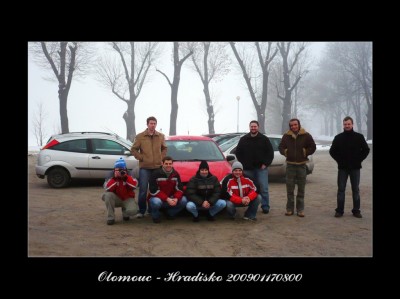 zleva: Charon, MartinXPV, Mira, mirin, zewl, cajda, Ondrasek a noname kolemjedouci