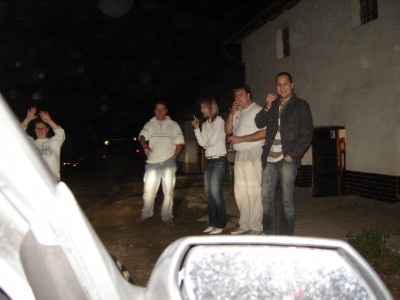 a Takhle s námi loučili všichni když jsme s Rumcajsem odjížděli