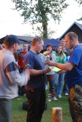 Benedikt a pohar.jpg