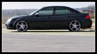 Ford-Mondeo-02.jpg