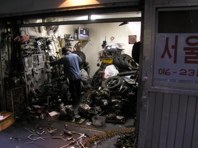 opravar_motorek.JPG