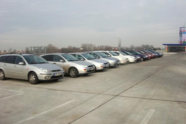 Jm srázek Olympia 1. 12. 07 006 - řada narůstá.jpg