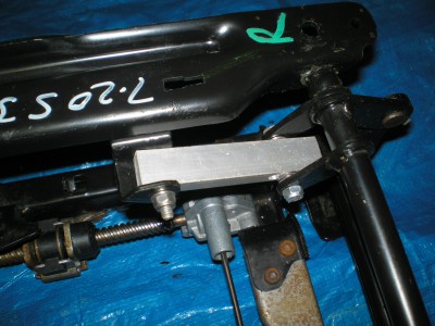 PA170005.JPG (49.63 KiB) Zobrazeno 2839 x Náhrada jedného motora zdvíhania , potom druhý motor hýbe celou sedačkou.