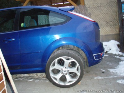 9-ford-focus-st.jpg