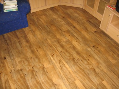 hotový obývák (léto 2006)