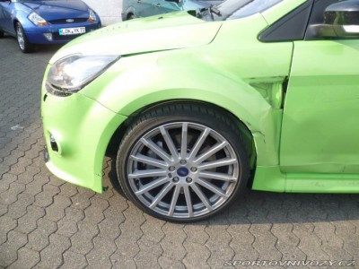 3-ford-focus-rs.jpg