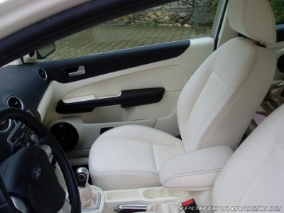 10-ford-focus-st-18-tdci-st-packet.jpg