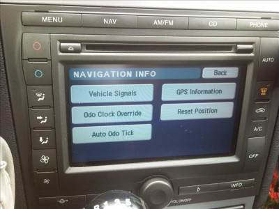 27052011002.jpg (91.28 KiB) Zobrazeno 1582 x Tady mi jde konkrétně o to " Odo Clock Override" a "Auto Odo Tick"