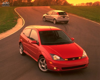 ford_svt_focus_2003_03_b.jpg